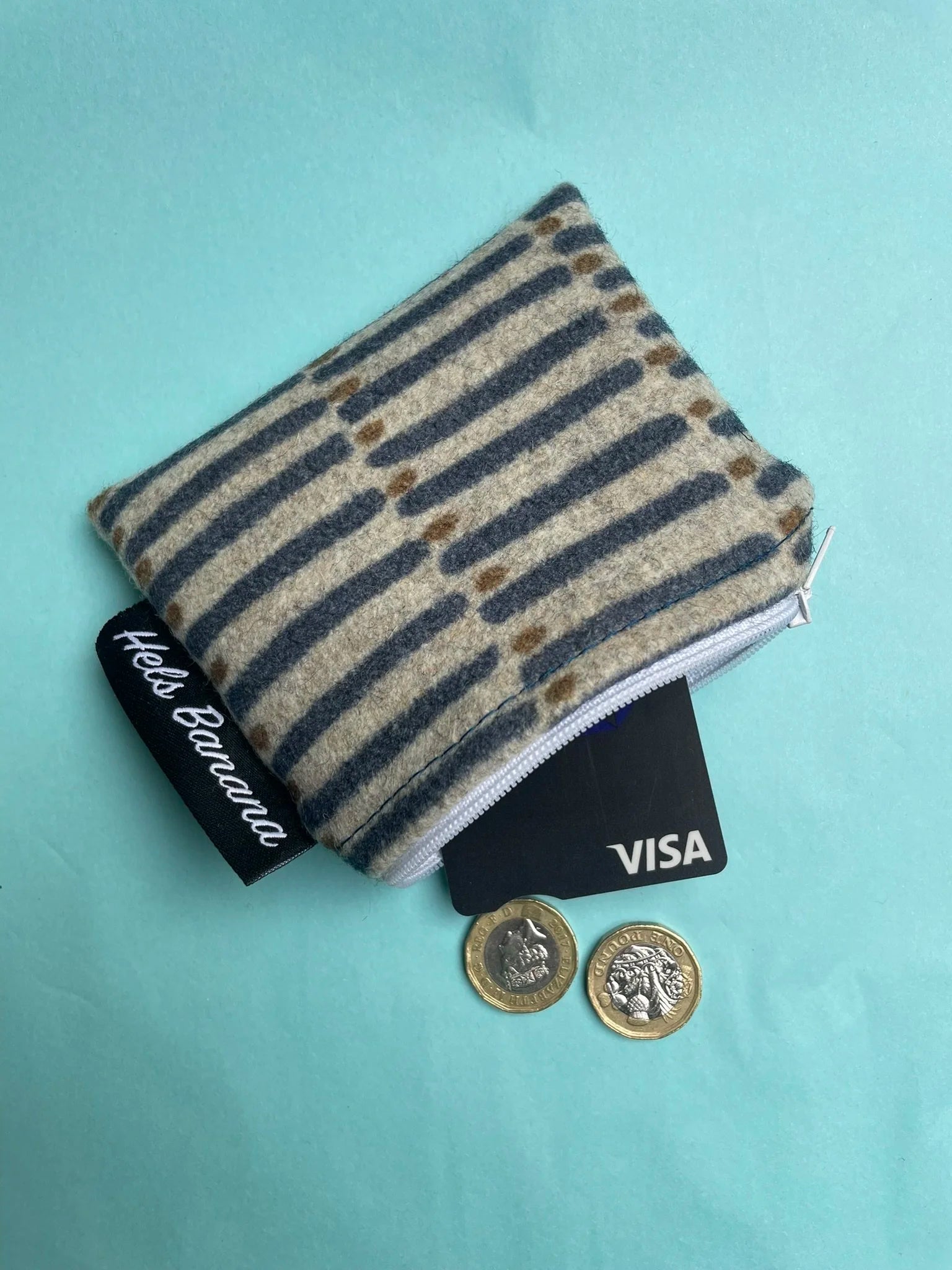 Dash coin purse